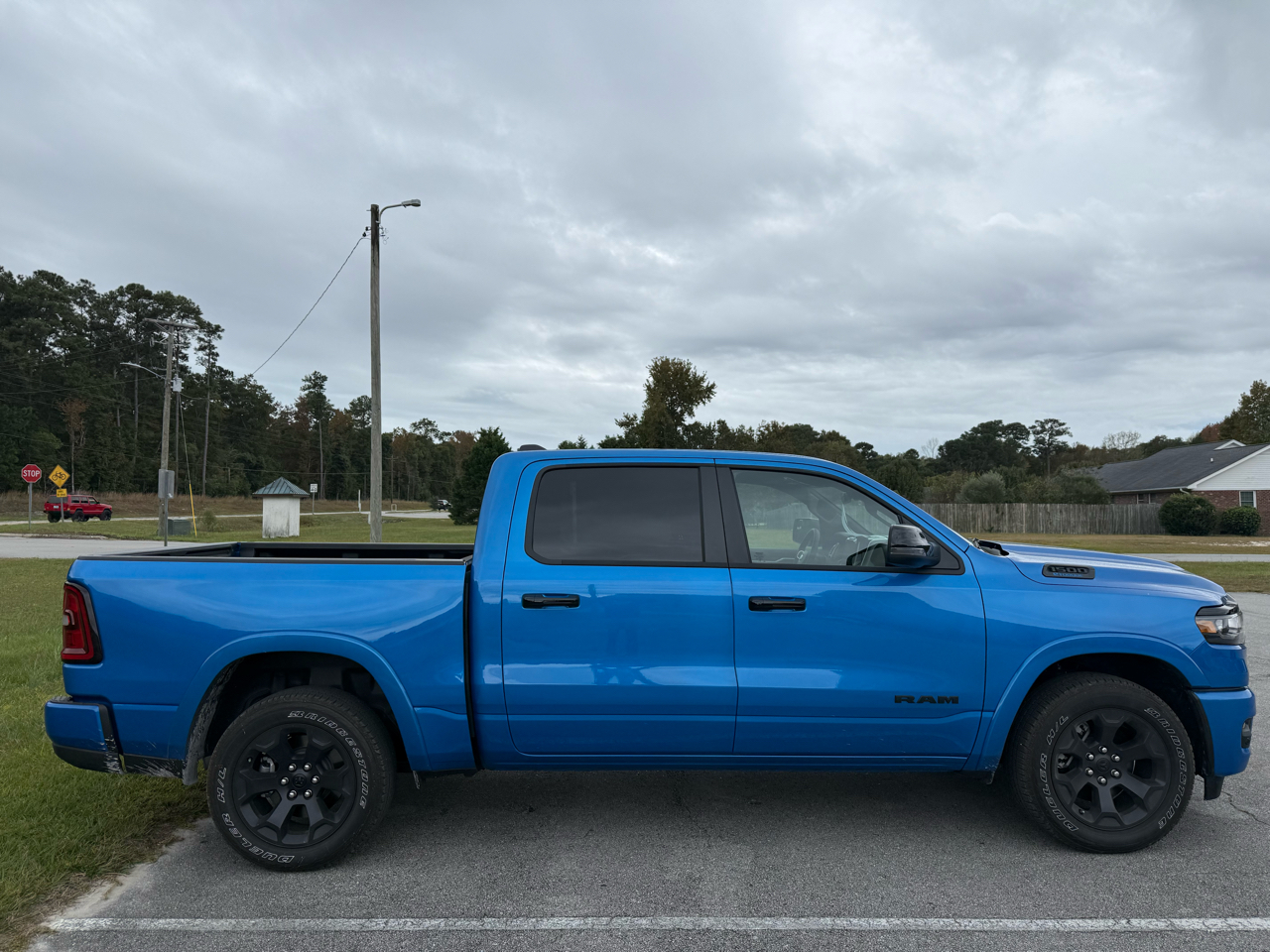 RAM 1500 Big Horn Crew Cab SWB 2WD 2025