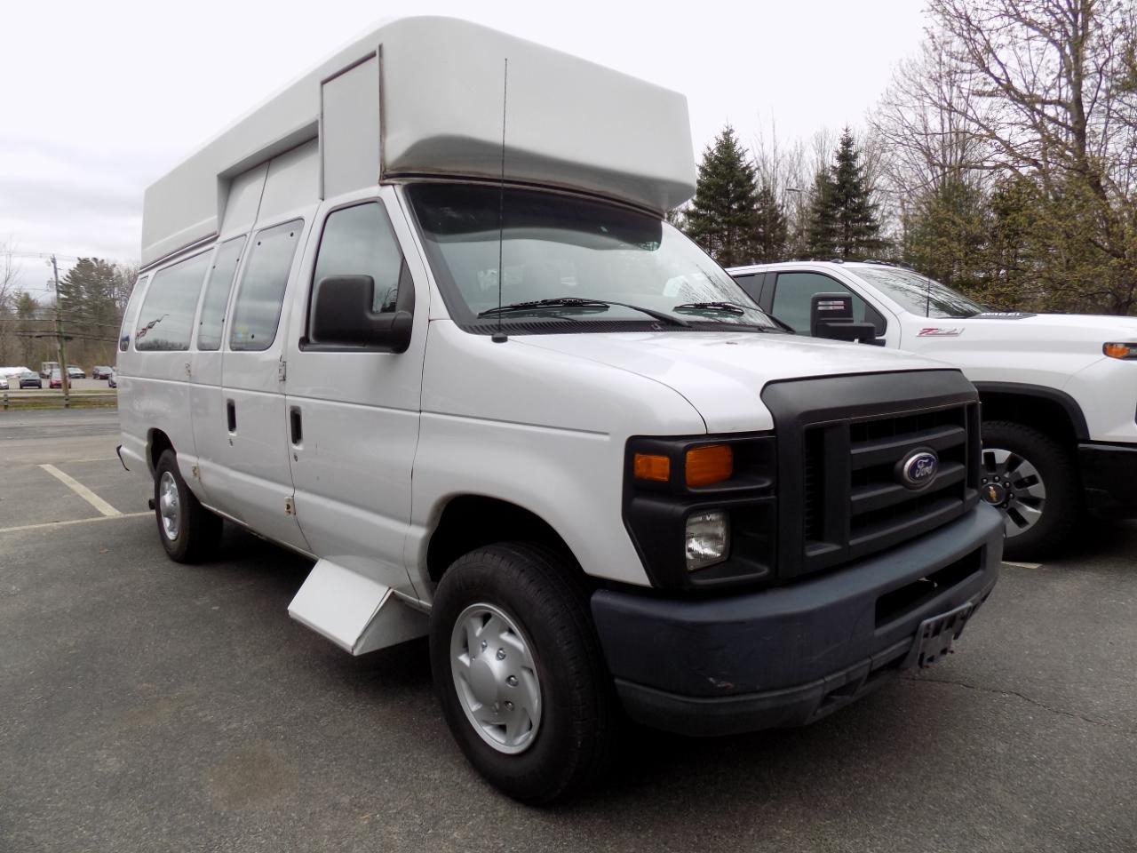 2014 Ford E-Series Econoline Van Commercial