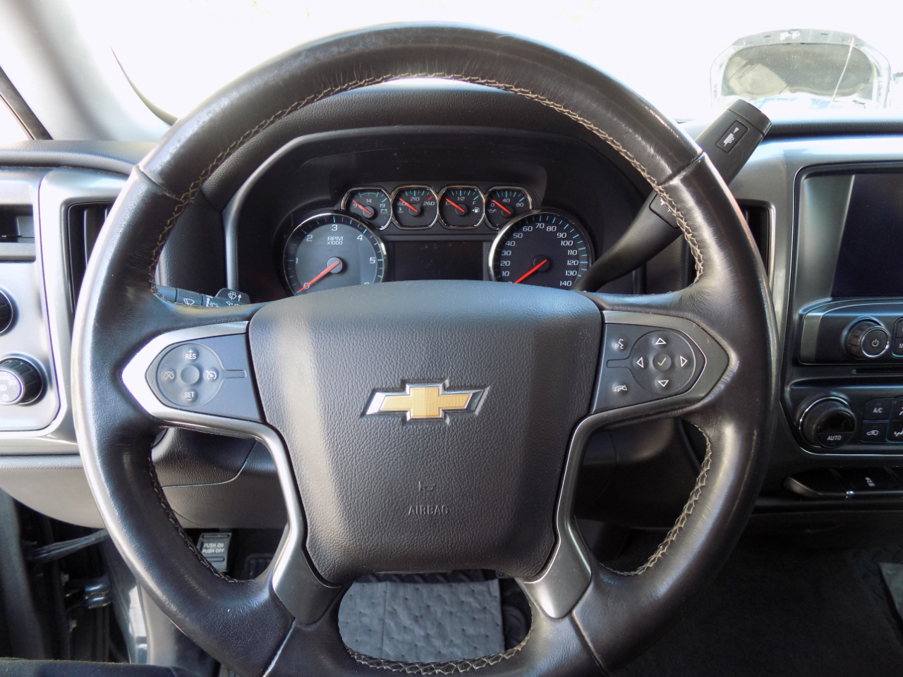 Chevrolet Silverado 1500 LT Crew Cab 4WD 2018