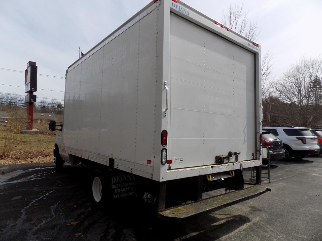 Ford Econoline E350 2019