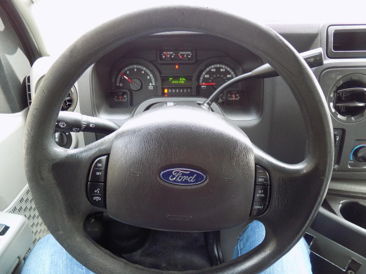 Ford Econoline E350 2019