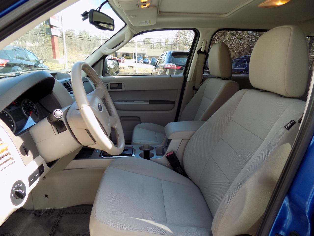 Ford Escape XLT 4WD 2012