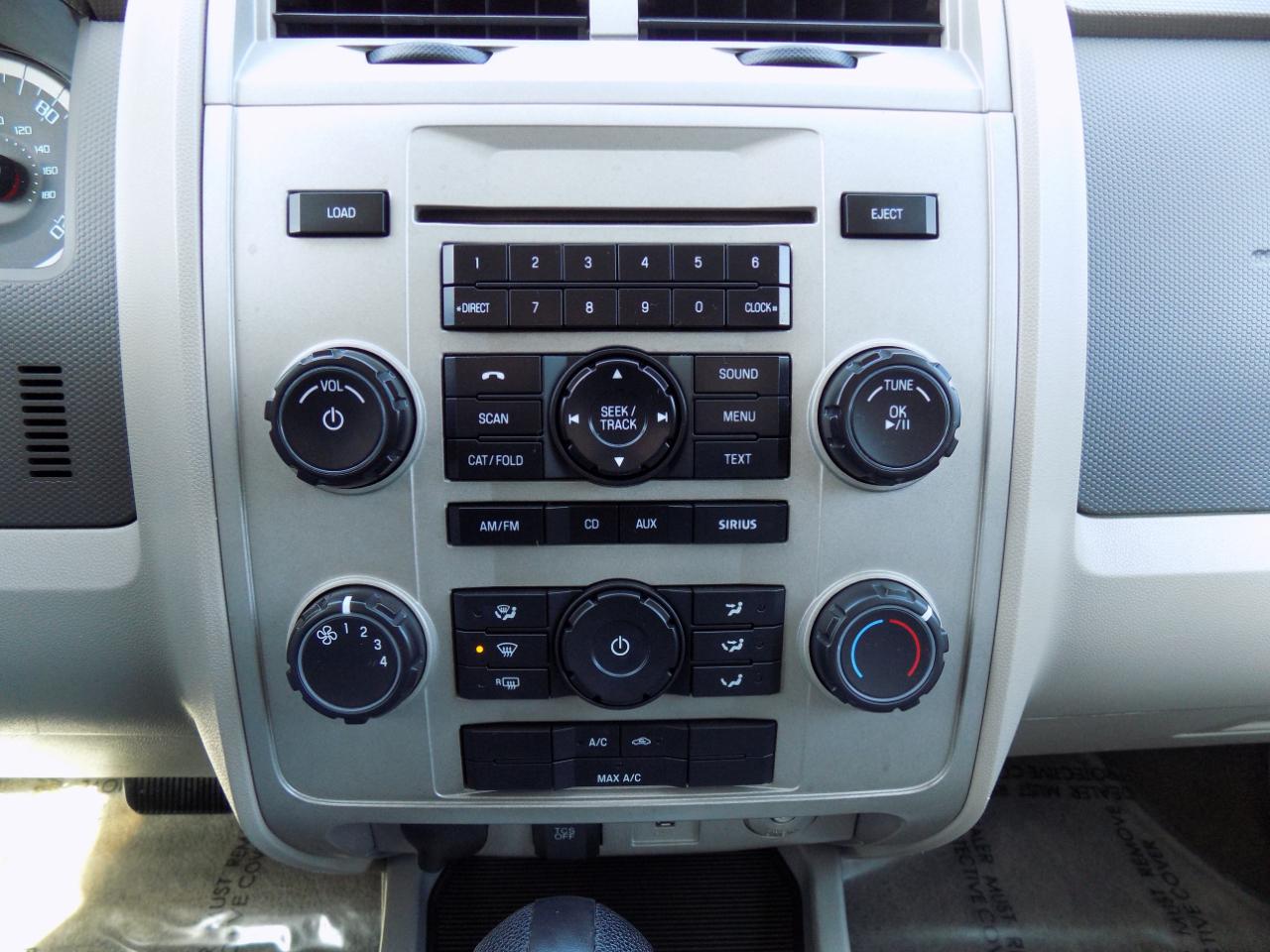 Ford Escape XLT 4WD 2012