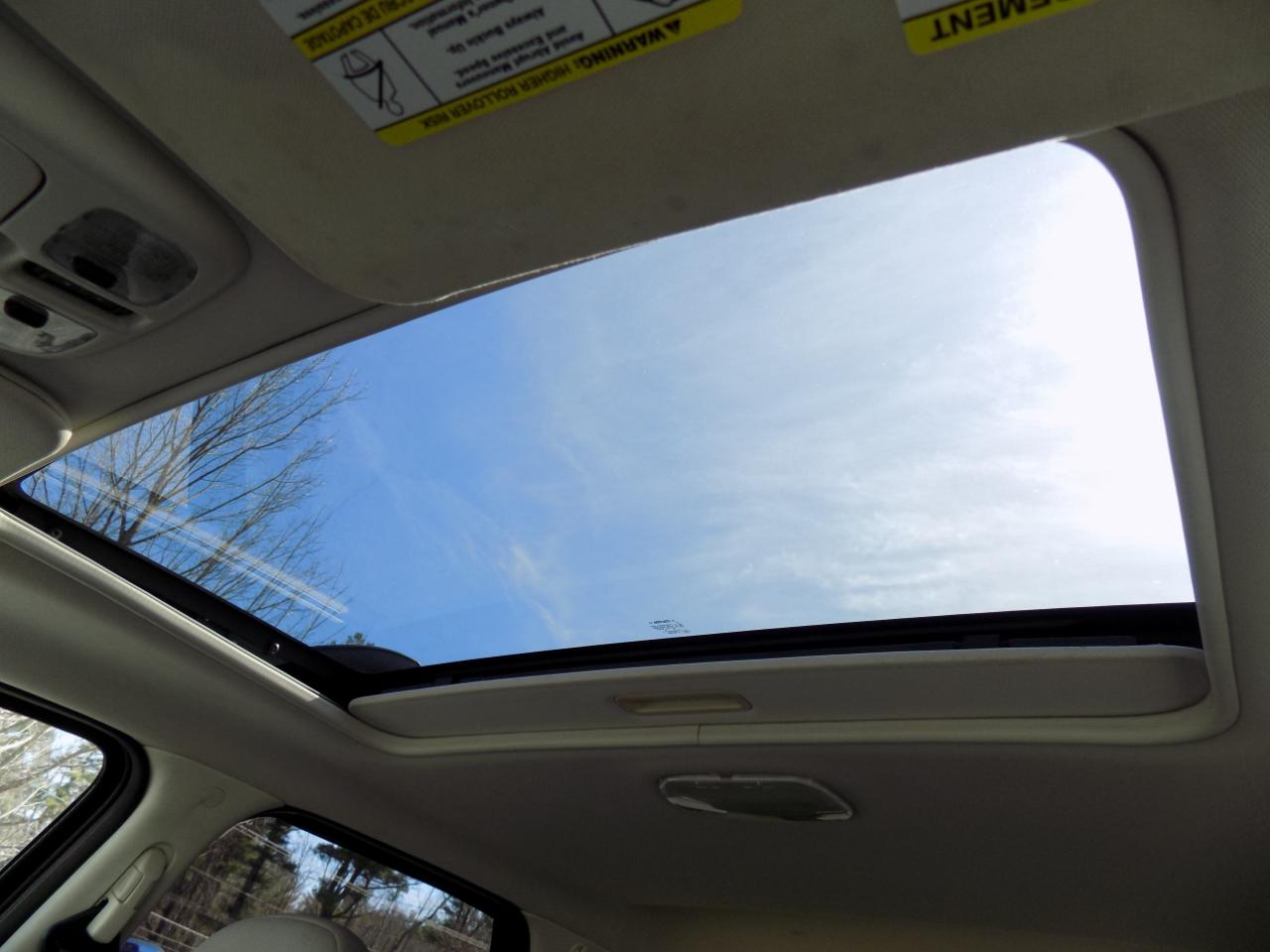 Ford Escape XLT 4WD 2012