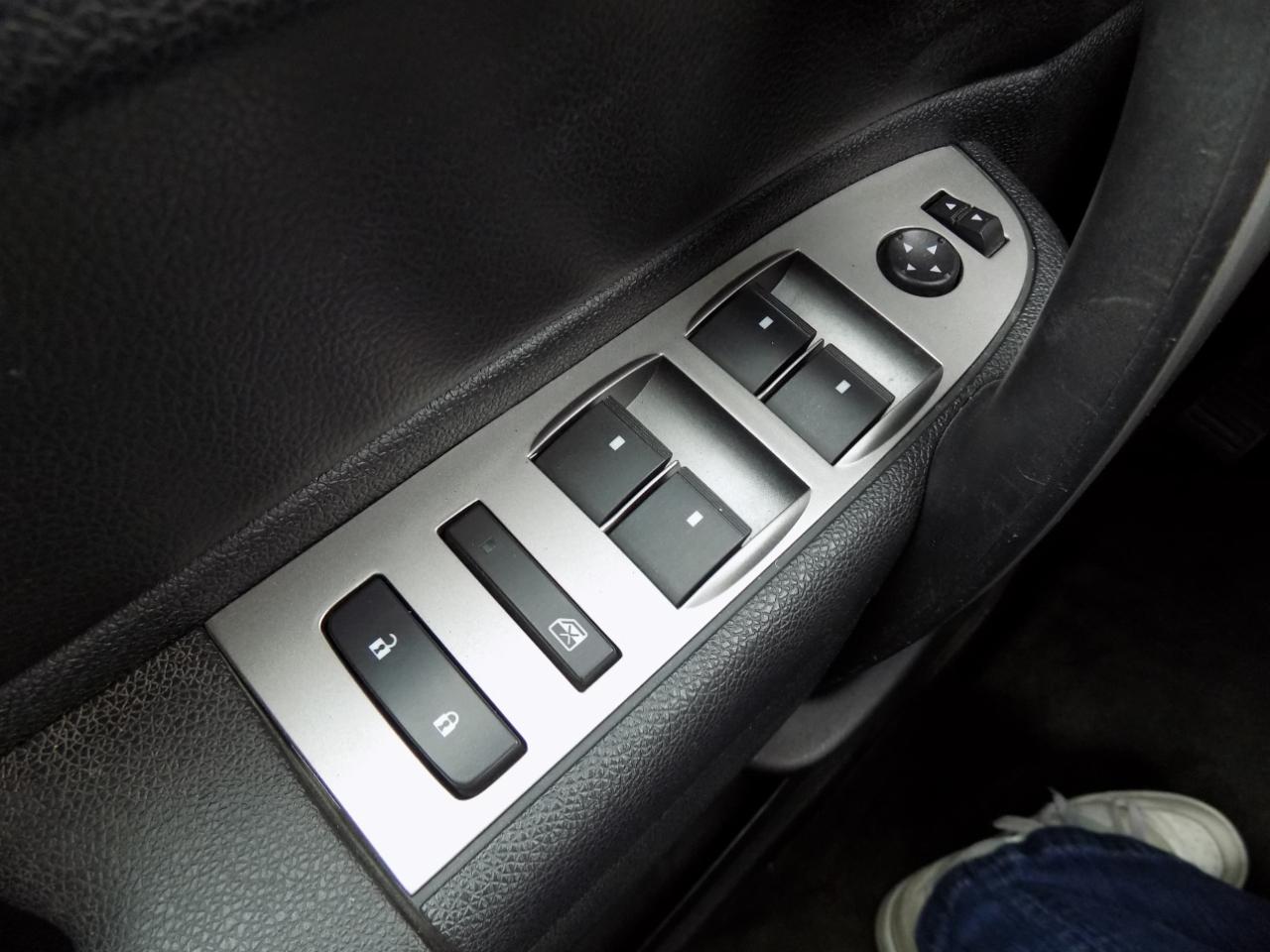 Chevrolet Silverado 1500 LT Ext. Cab Long Box 4WD 2012
