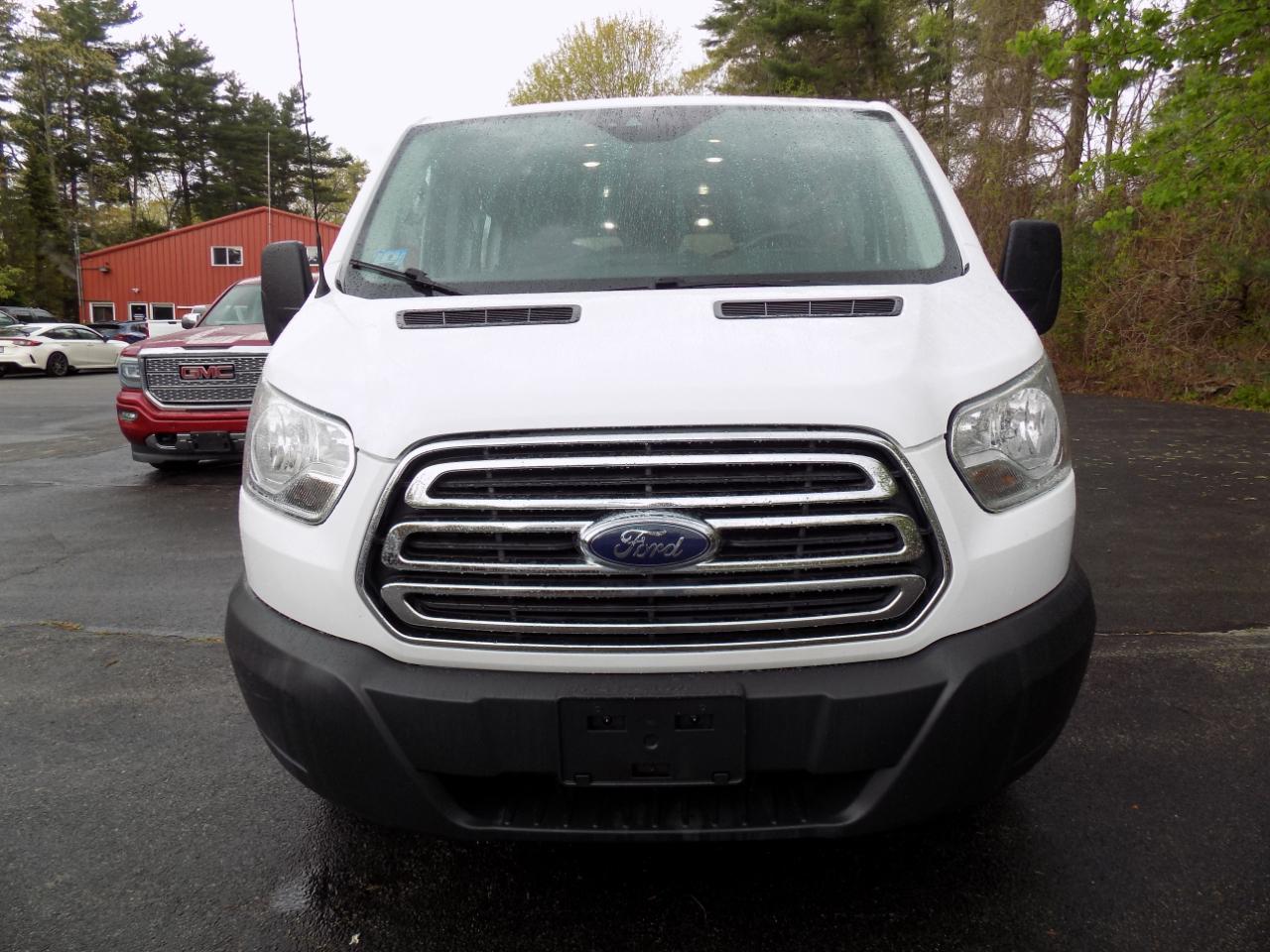Ford Transit 250 Van Low Roof 60/40 Pass.130-in. WB 2017