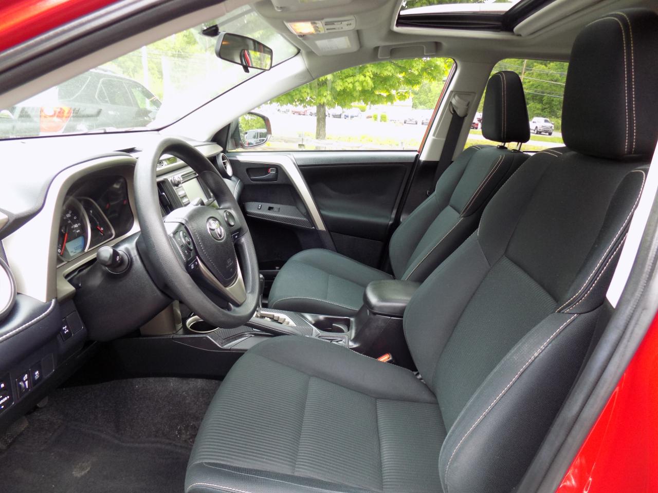 Toyota RAV4 XLE AWD 2013