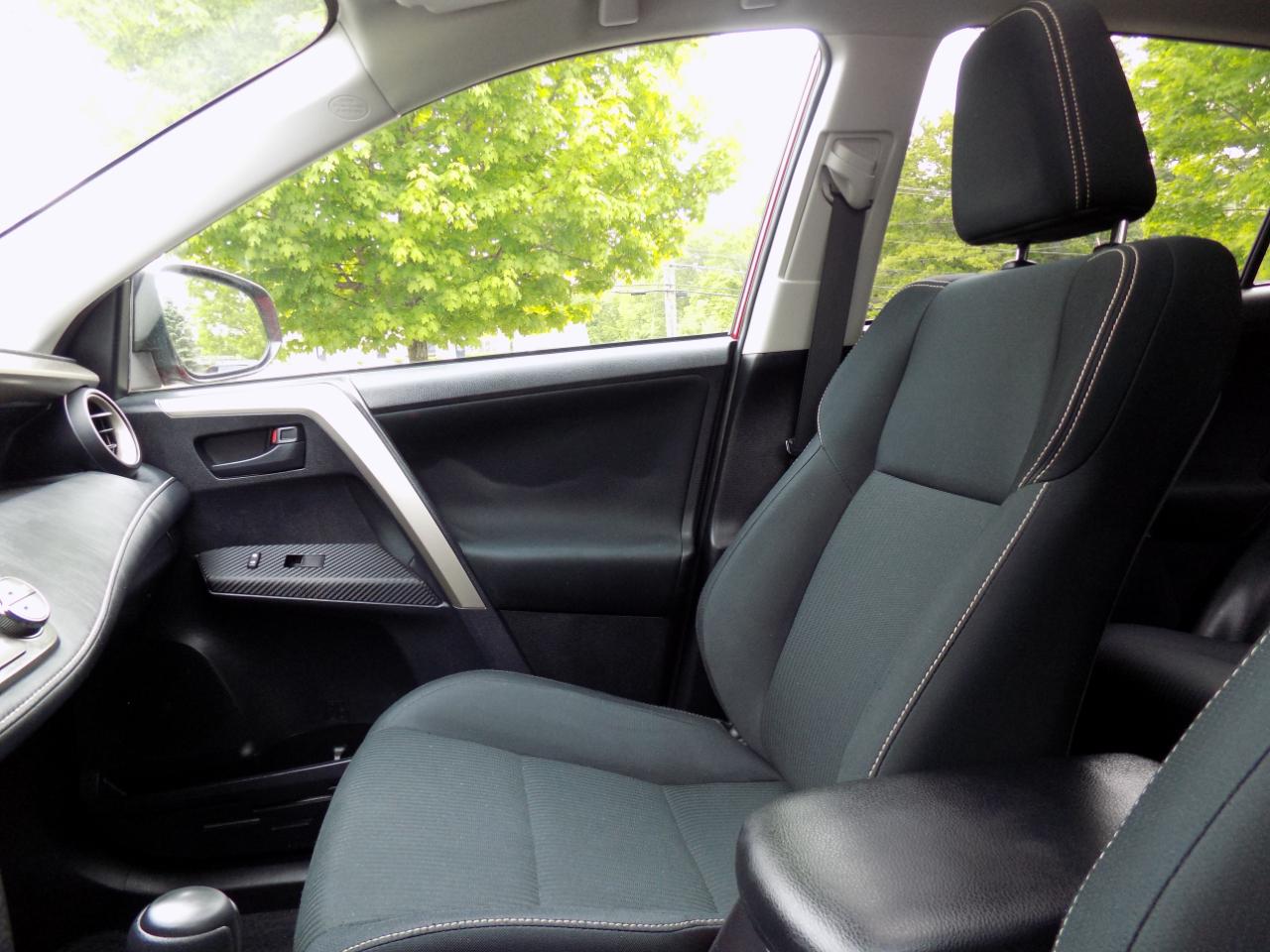 Toyota RAV4 XLE AWD 2013