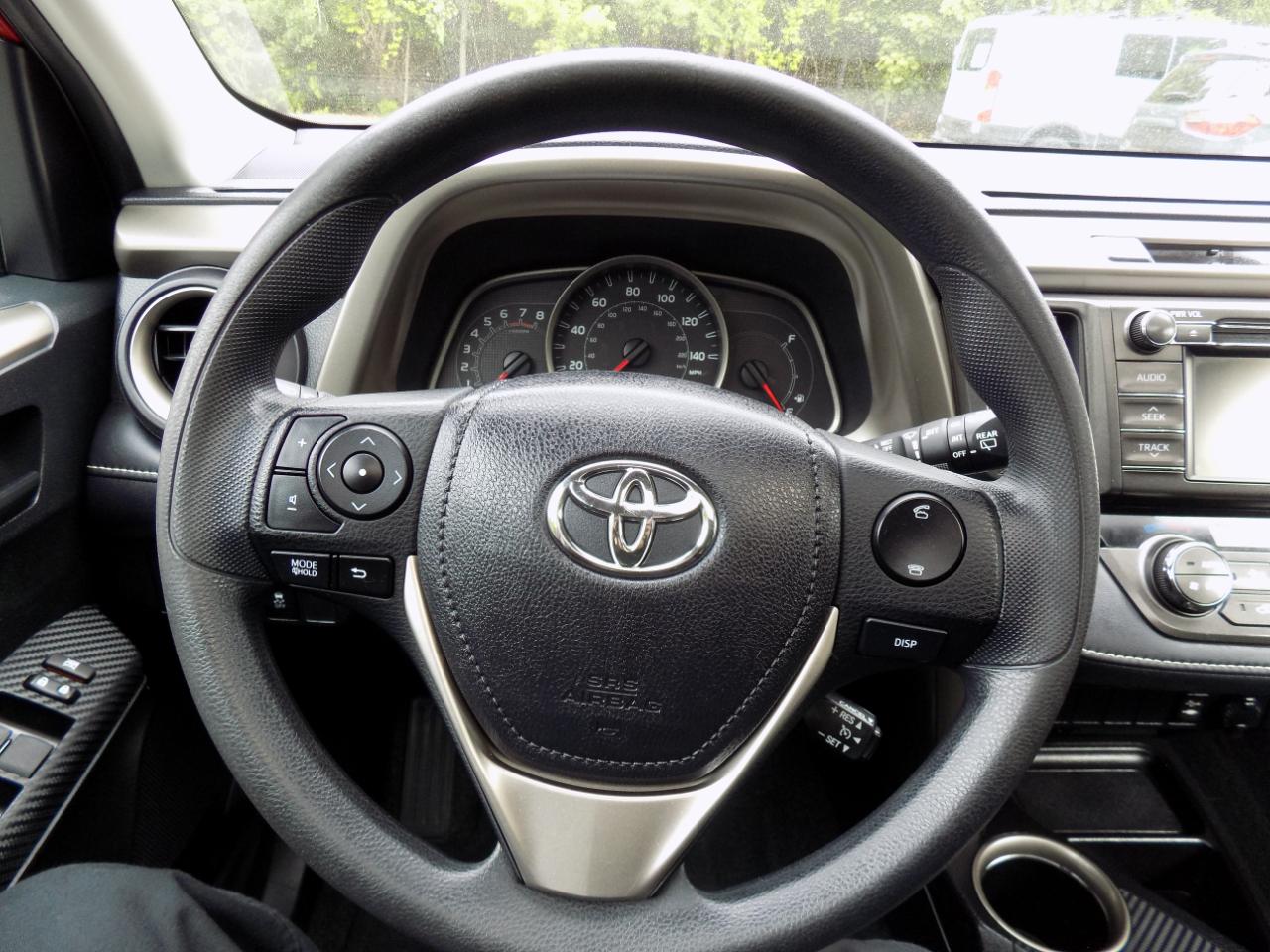 Toyota RAV4 XLE AWD 2013