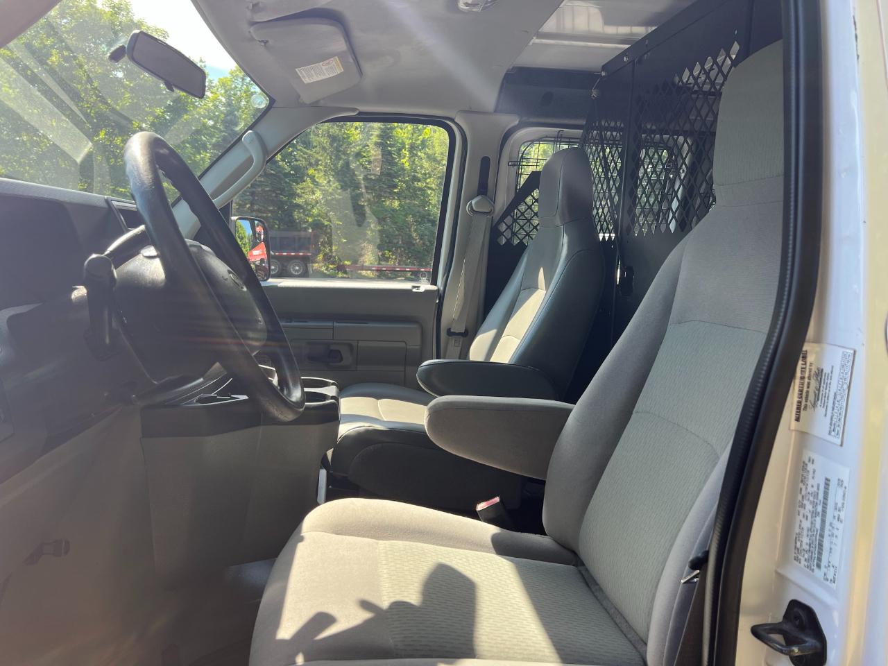 Ford Econoline E-150 2014