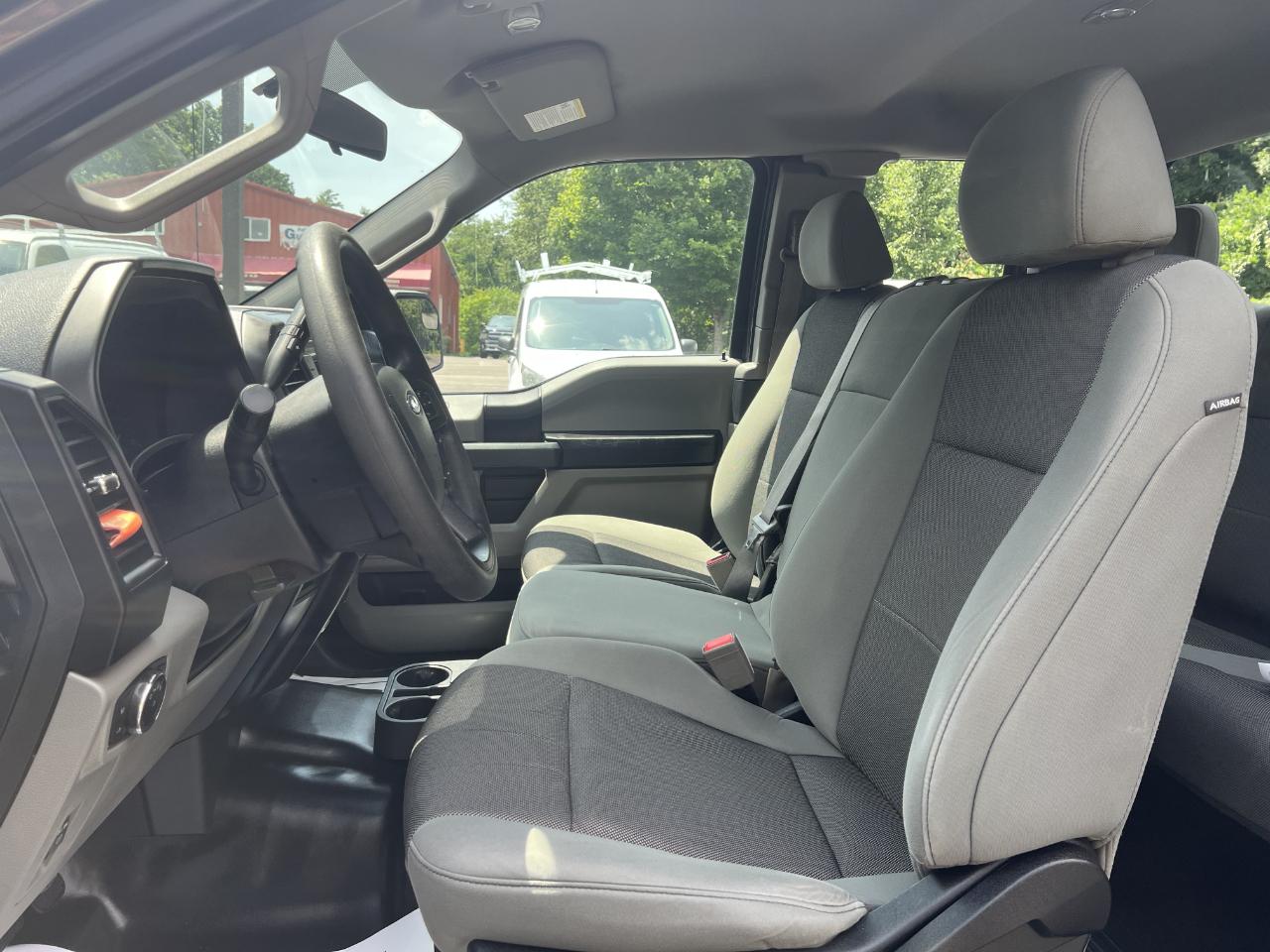 Ford F-150 4WD SuperCab 145" XL 2018