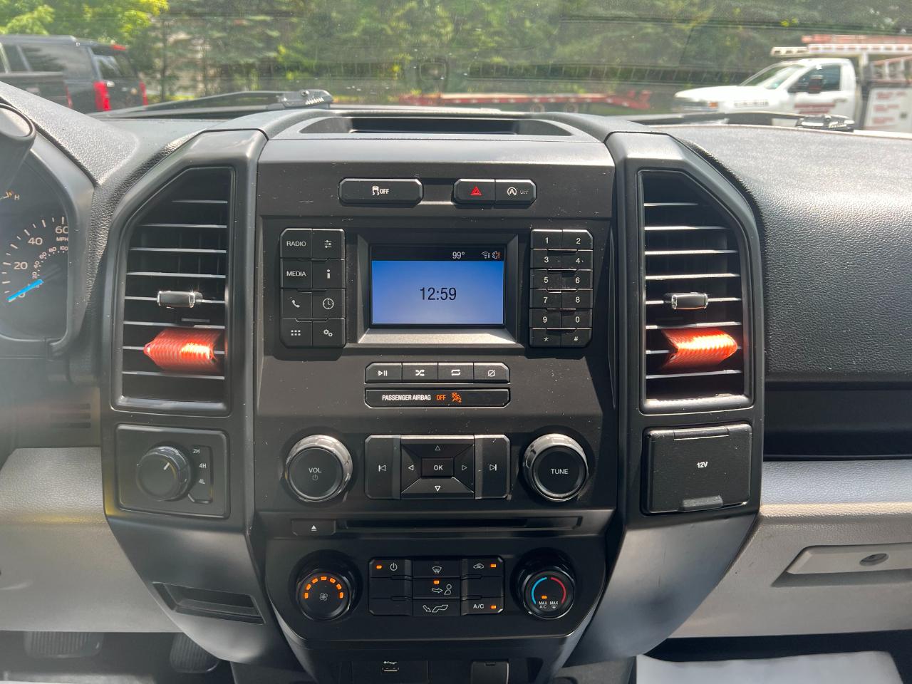 Ford F-150 4WD SuperCab 145" XL 2018