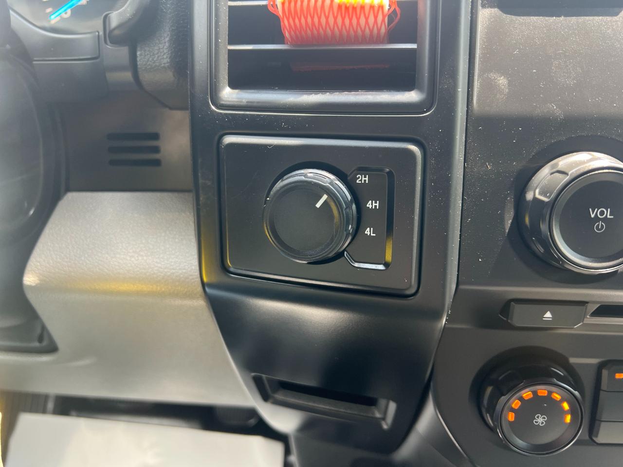 Ford F-150 4WD SuperCab 145" XL 2018