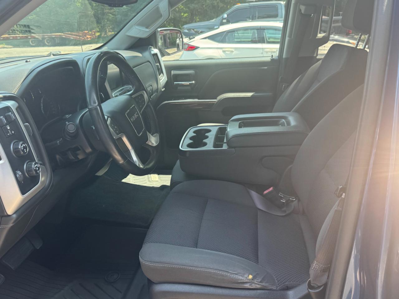 GMC Sierra 1500 SLE Double Cab 4WD 2017