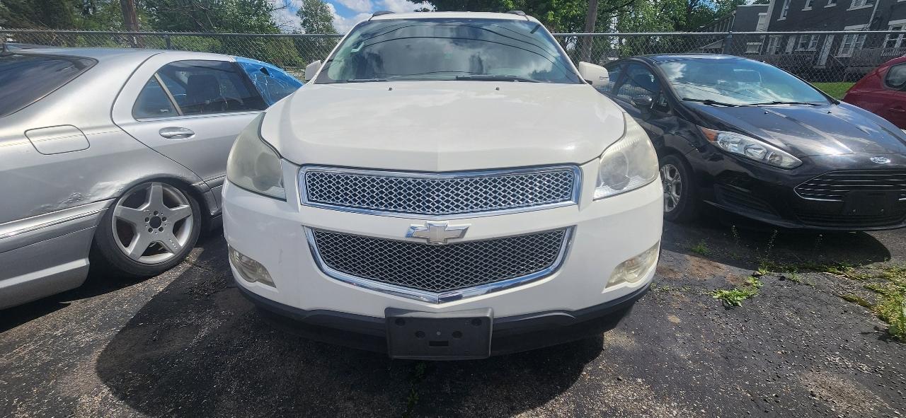 Chevrolet Traverse LT AWD 2011