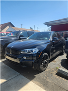 2017 BMW X6  2017 BMW X6
