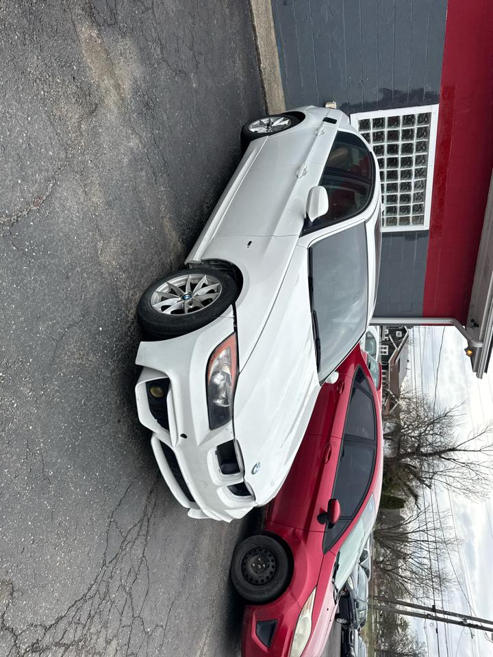 BMW 3-Series 328i xDrive 2010