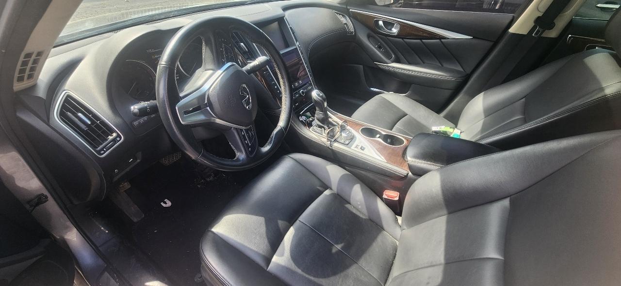 Infiniti Q50 3.0t LUXE AWD 2018