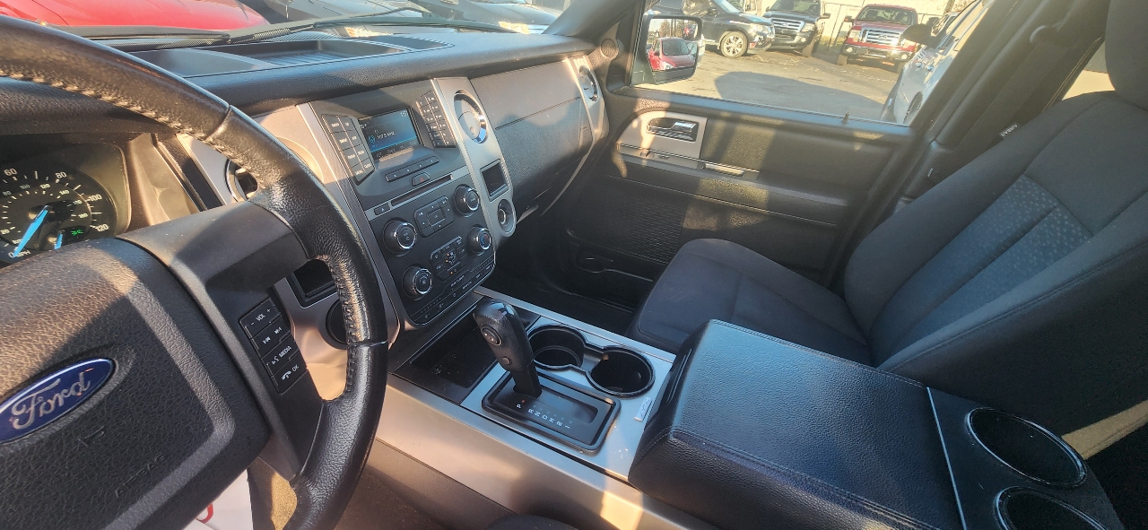 Ford Expedition EL XLT 4WD 2017
