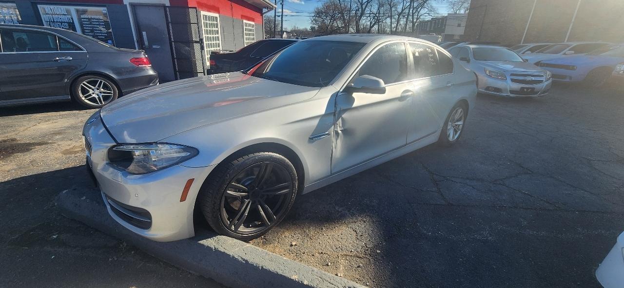 BMW 5-Series 528i xDrive 2014