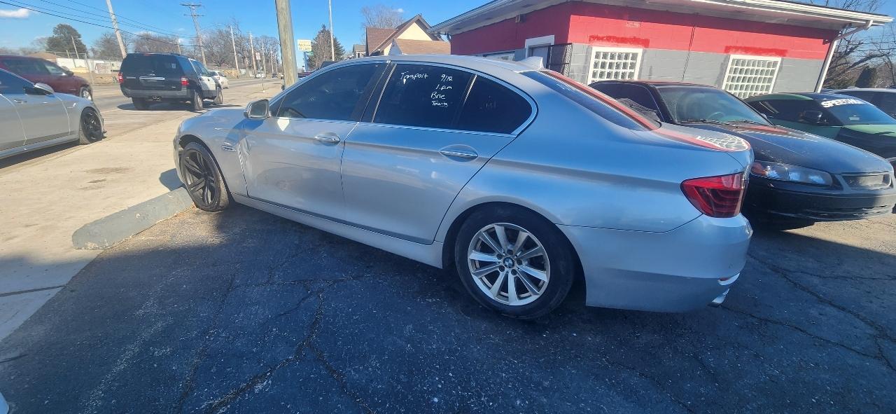 BMW 5-Series 528i xDrive 2014