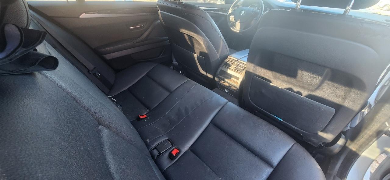 BMW 5-Series 528i xDrive 2014