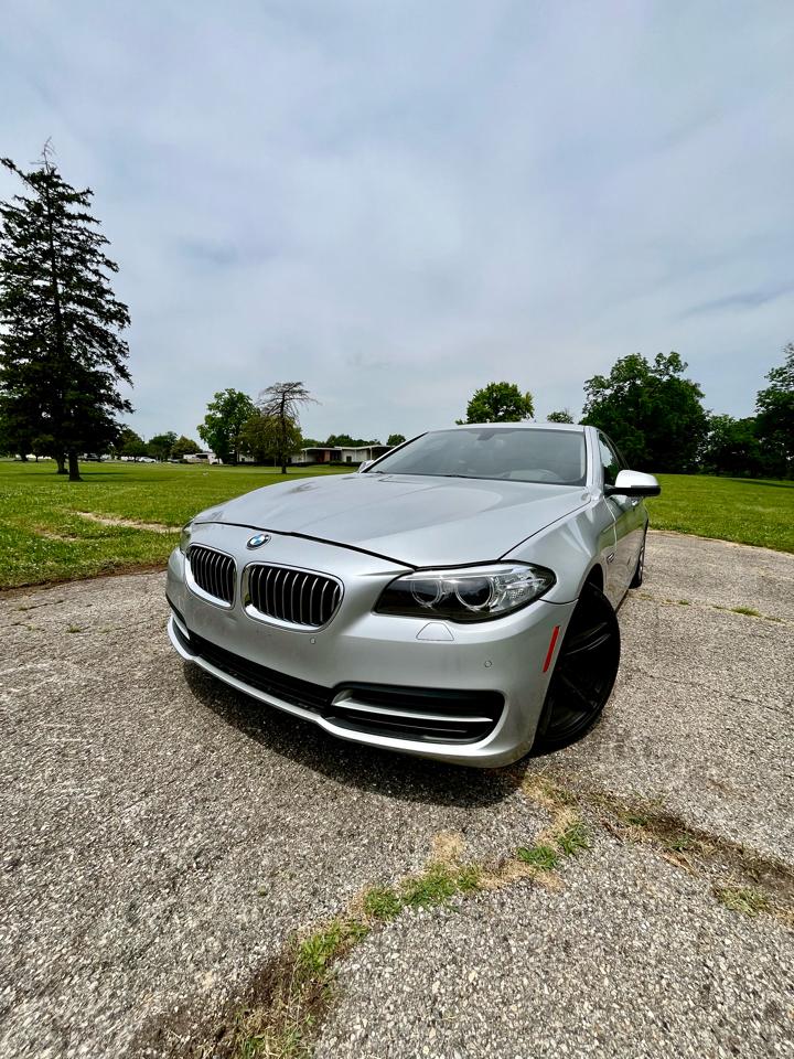 BMW 5-Series 528i xDrive 2014