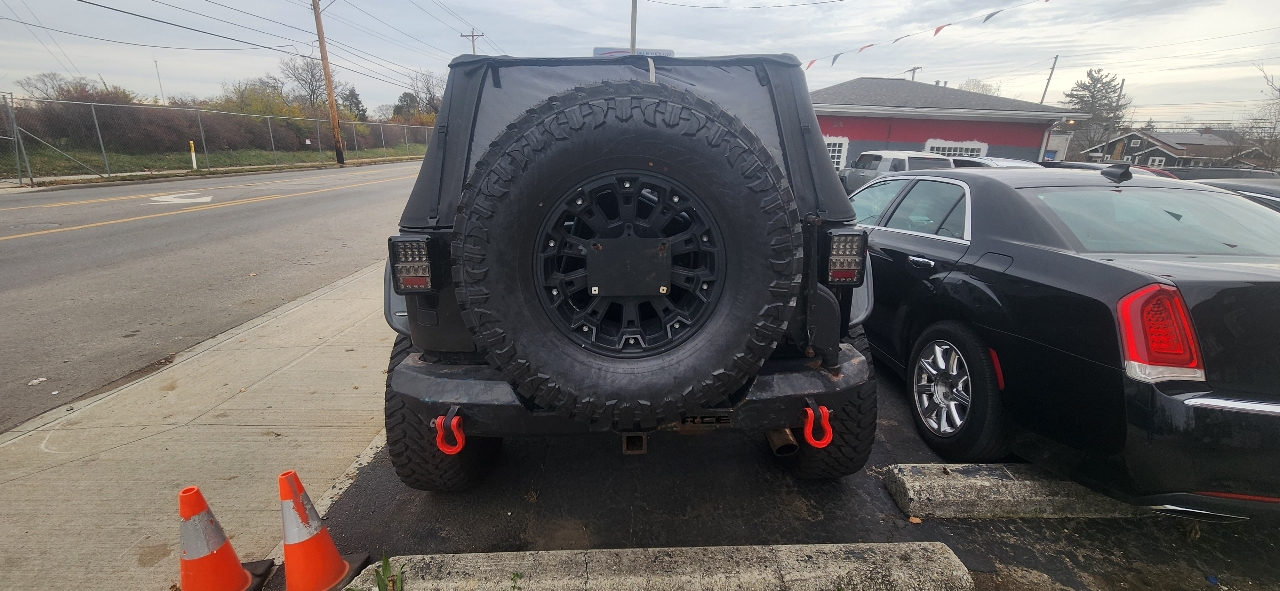 Jeep Wrangler Sport 4WD 2013