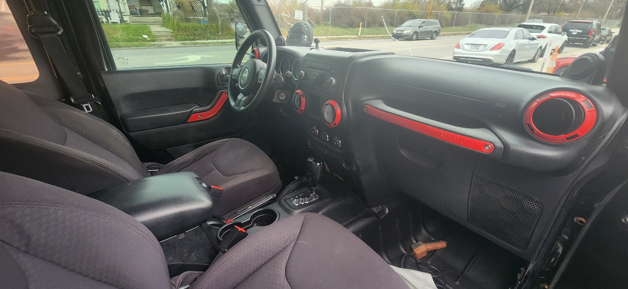 Jeep Wrangler Sport 4WD 2013