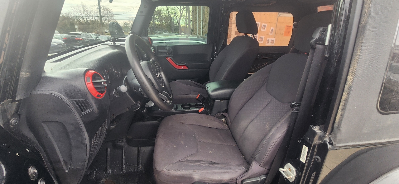 Jeep Wrangler Sport 4WD 2013