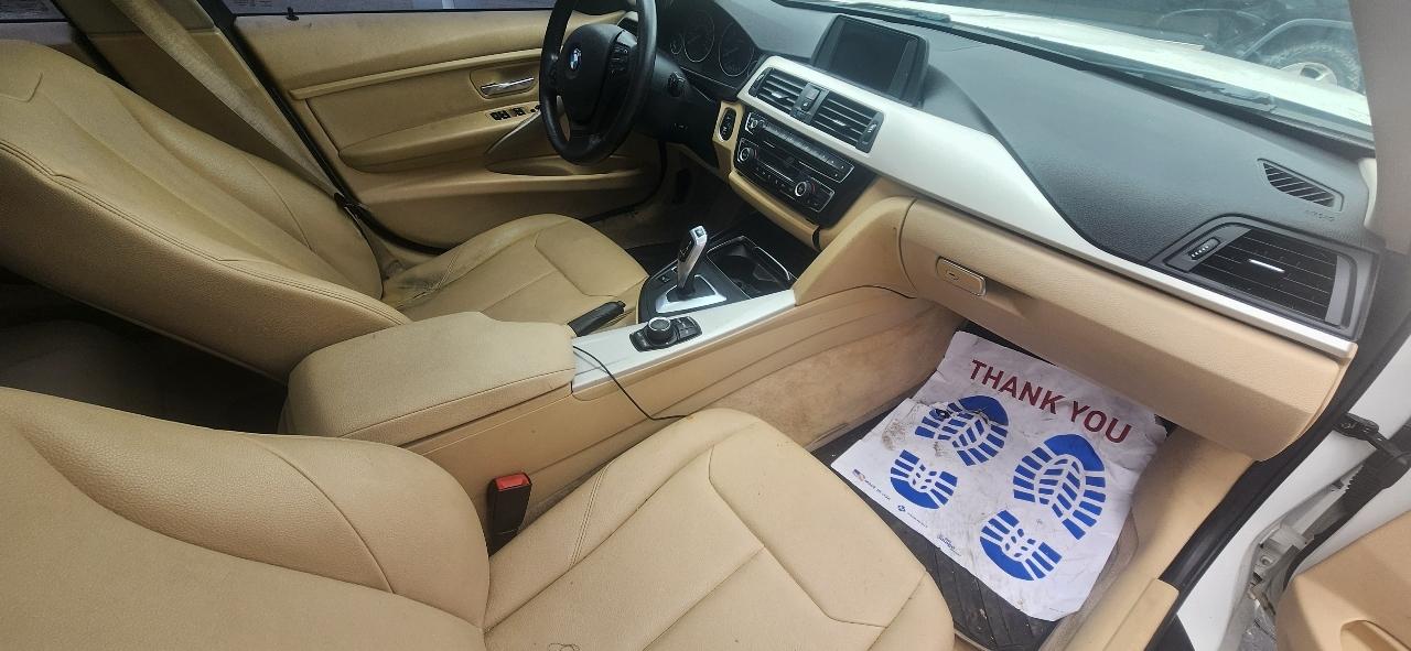 BMW 3-Series 320i Sedan 2016
