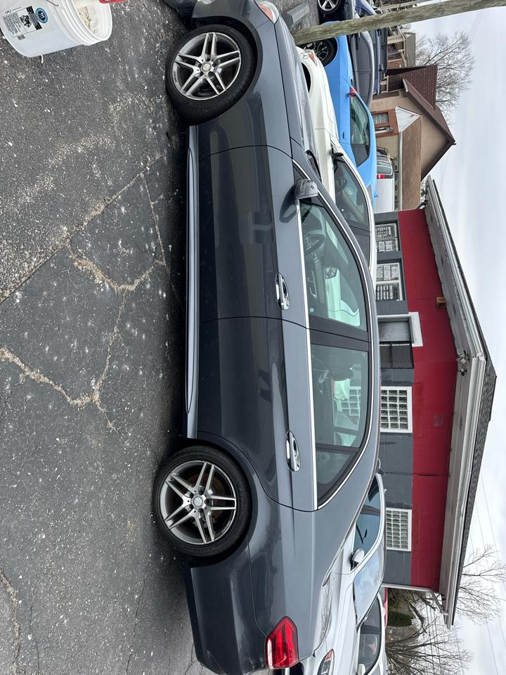 Mercedes-Benz E-Class E63 AMG Sedan 2011