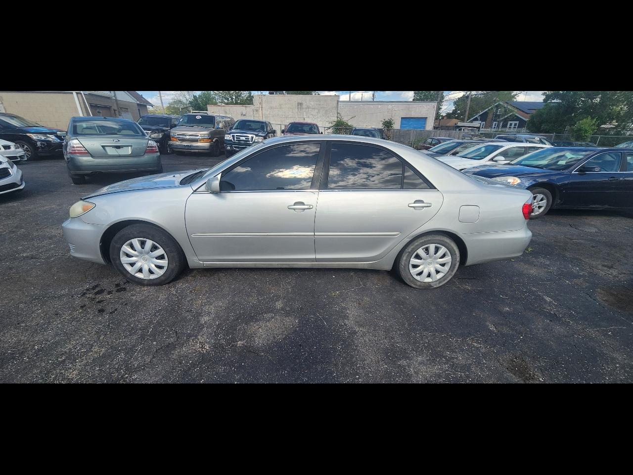 Toyota Camry Standard 2005
