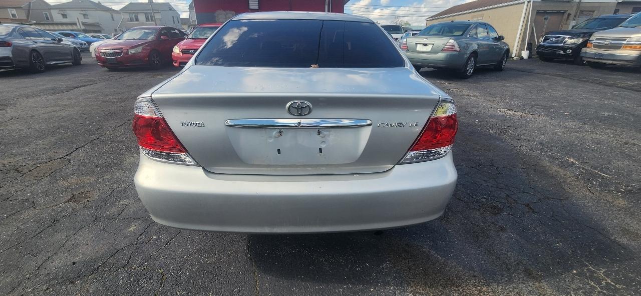 Toyota Camry Standard 2005