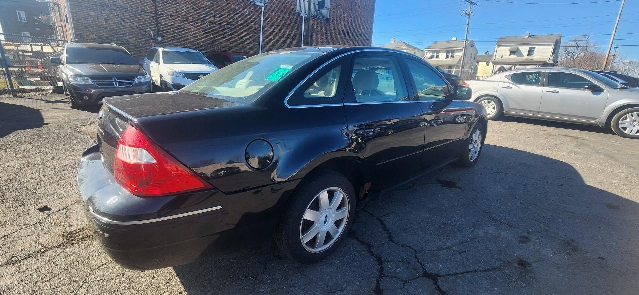 Ford Five Hundred SE 2006