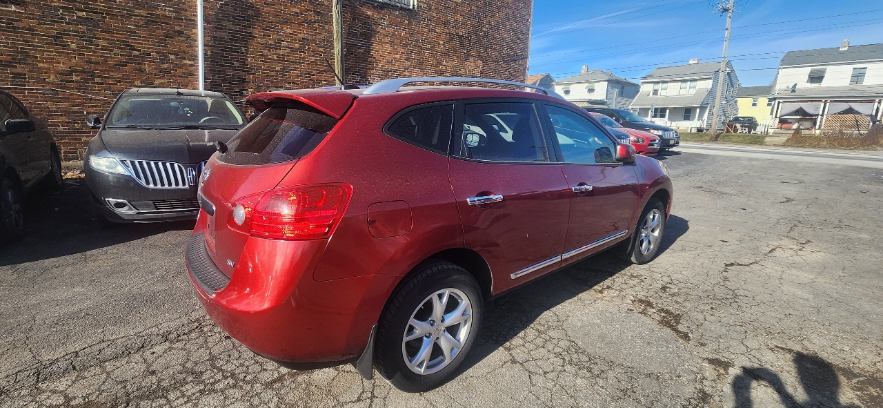 Nissan Rogue S 2WD 2011