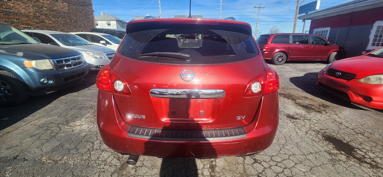 Nissan Rogue S 2WD 2011