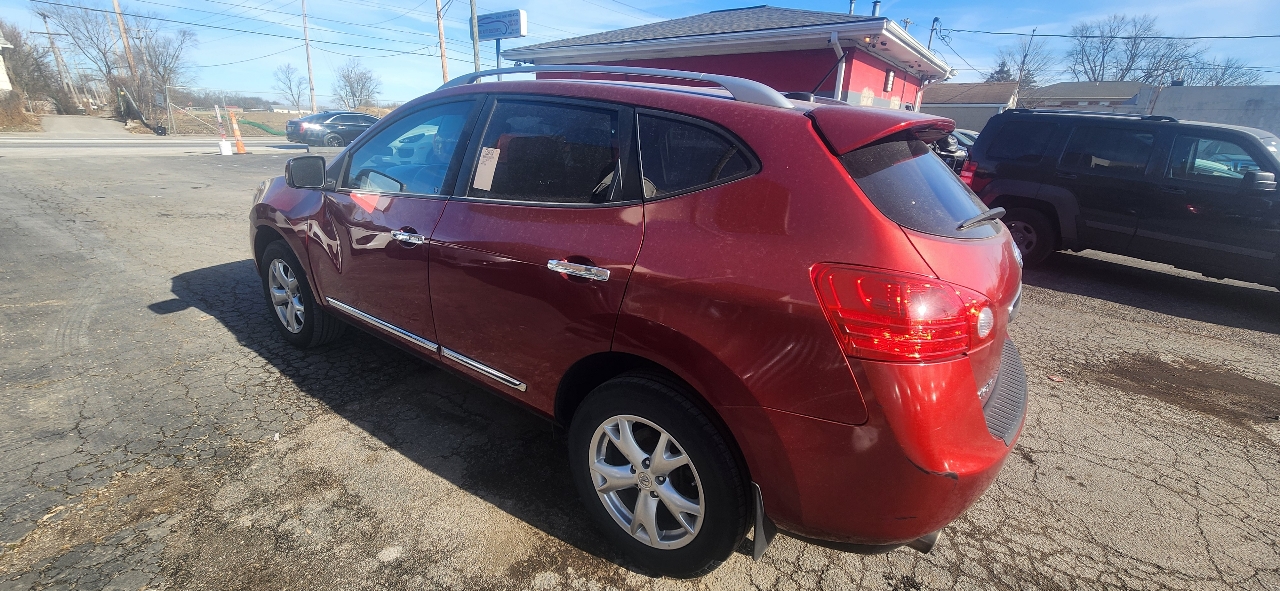Nissan Rogue S 2WD 2011