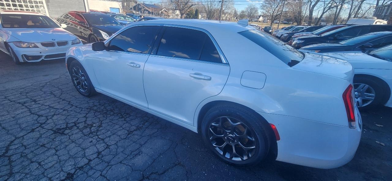 Chrysler 300 Limited AWD 2015