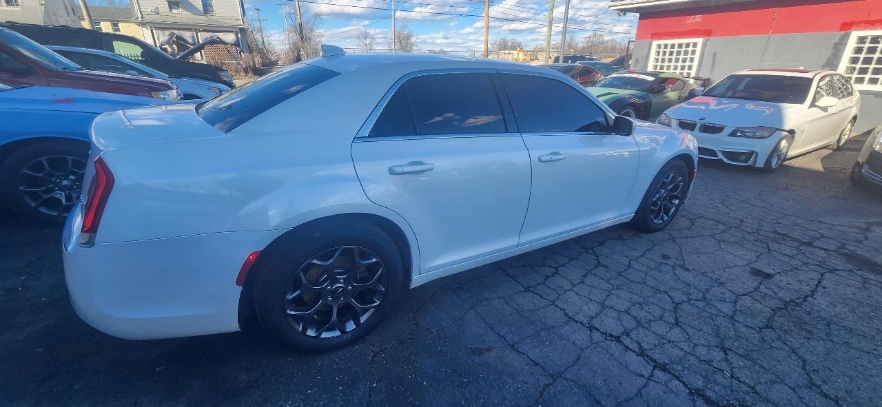 Chrysler 300 Limited AWD 2015