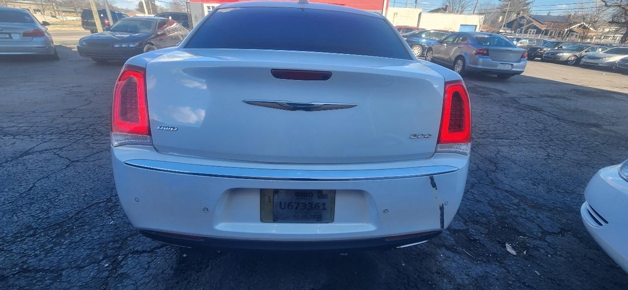 Chrysler 300 Limited AWD 2015