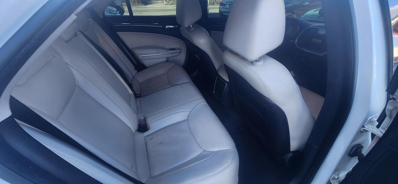 Chrysler 300 Limited AWD 2015