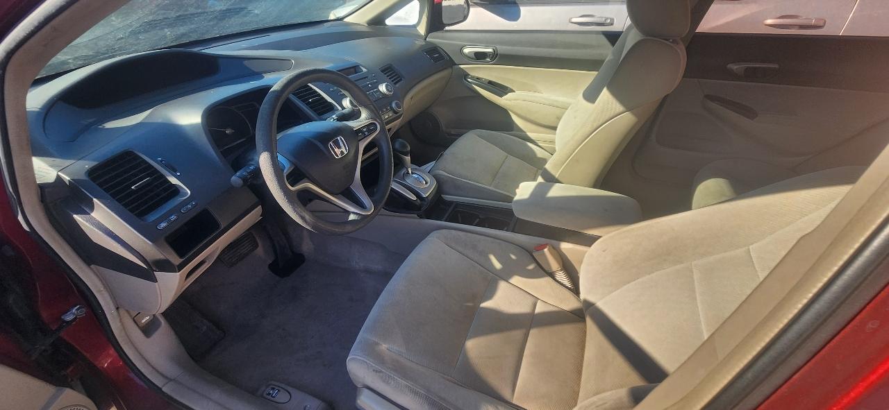 Honda Civic LX Sedan 5-Speed AT 2010