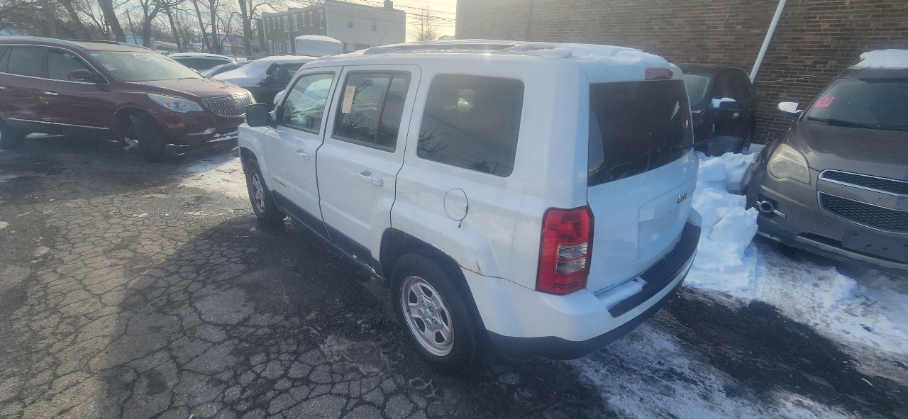 Jeep Patriot Sport 2WD 2014