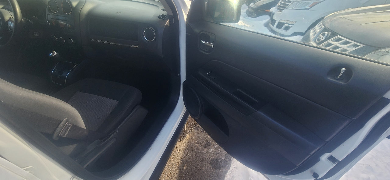 Jeep Patriot Sport 2WD 2014