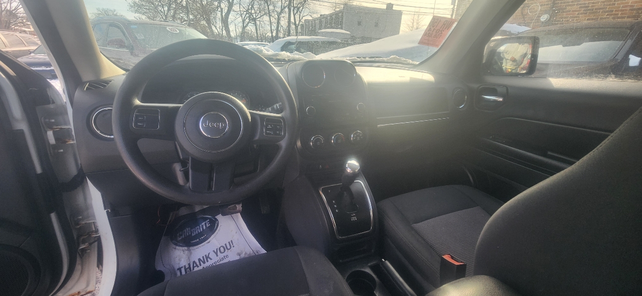 Jeep Patriot Sport 2WD 2014