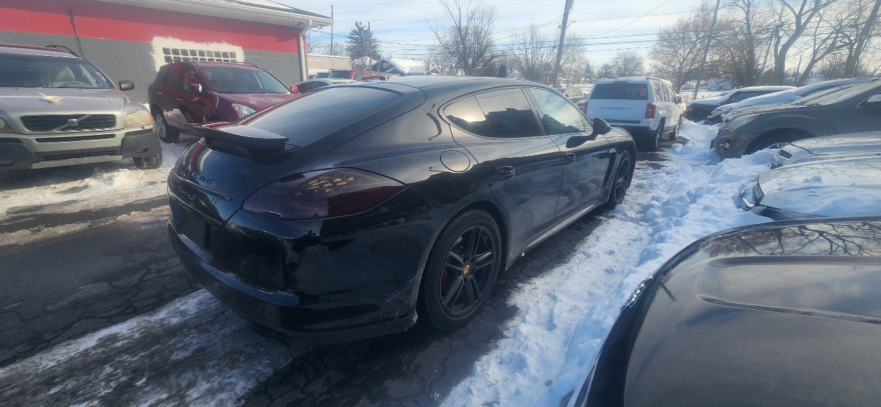 Porsche Panamera S 2012