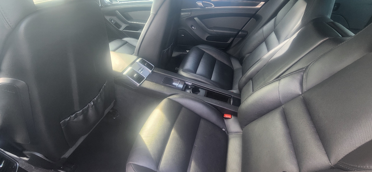 Porsche Panamera S 2012