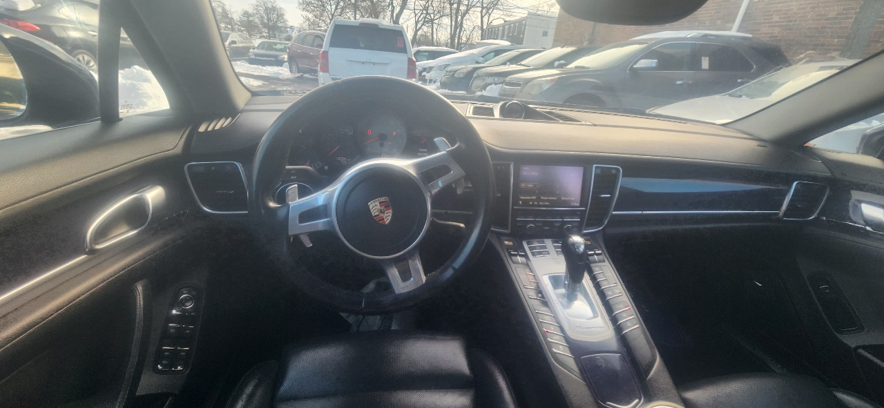 Porsche Panamera S 2012