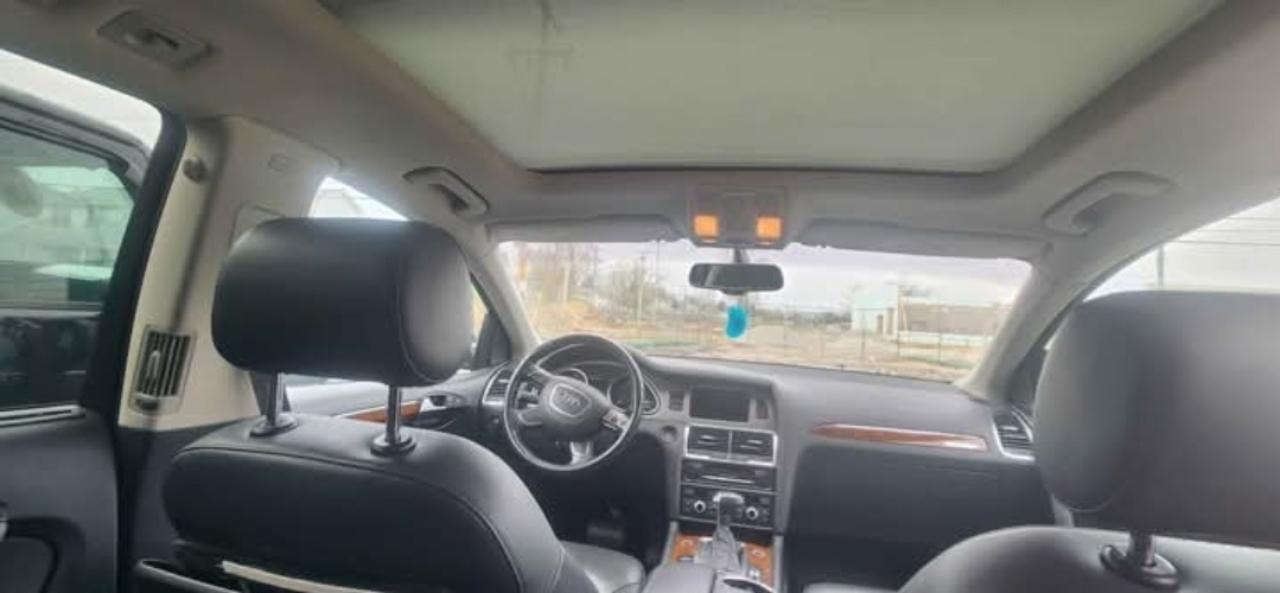 Audi Q7 3.0 Premium quattro 2011